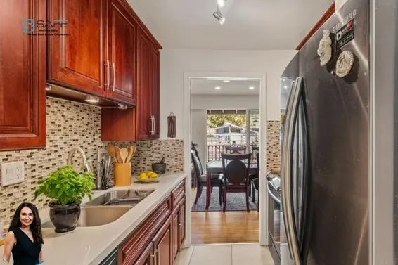 608 555 West 28th Street, North Vancouver For Sale - image 4