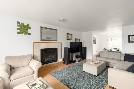 348 East 17 Street, North Vancouver For Sale - image 6