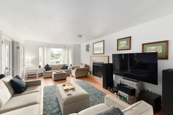 348 East 17 Street, North Vancouver For Sale - image 7