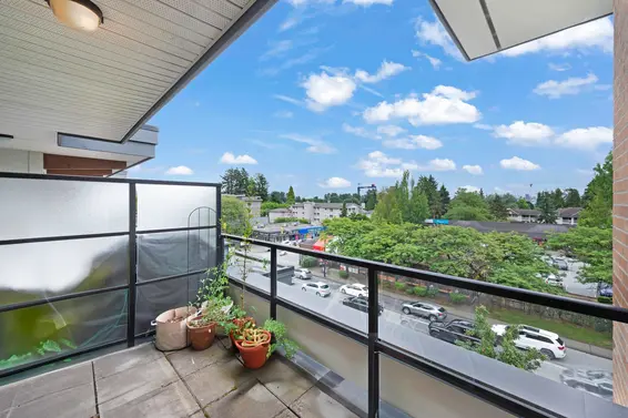 416 1330 Marine Drive, North Vancouver For Sale - image 20