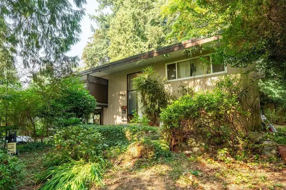 643 Plymouth Drive, North Vancouver For Sale - image 1