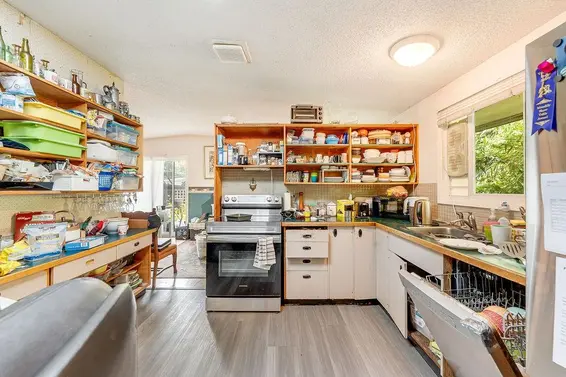 643 Plymouth Drive, North Vancouver For Sale - image 21