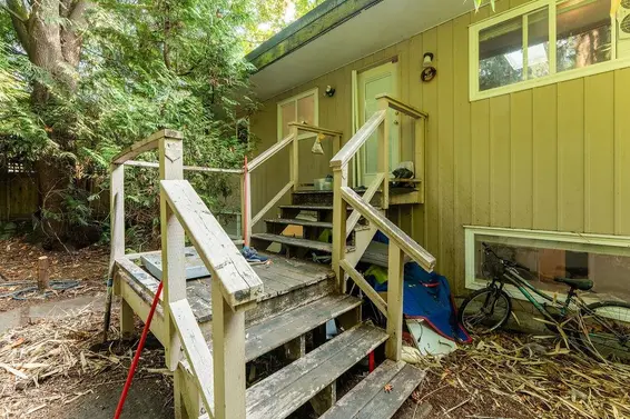 643 Plymouth Drive, North Vancouver For Sale - image 8