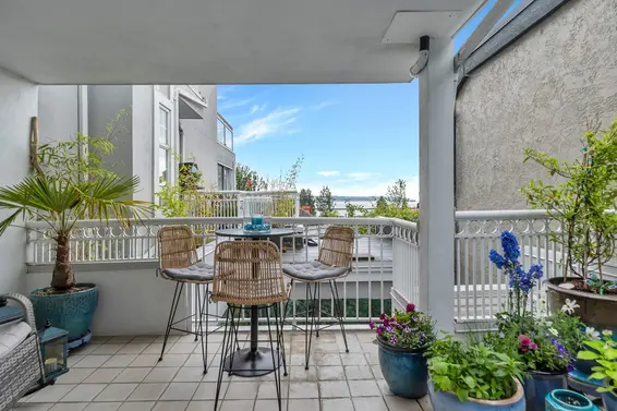 203 2440 Haywood Avenue, West Vancouver For Sale - image 18