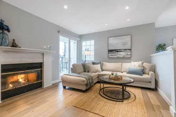 203 2440 Haywood Avenue, West Vancouver For Sale - image 4
