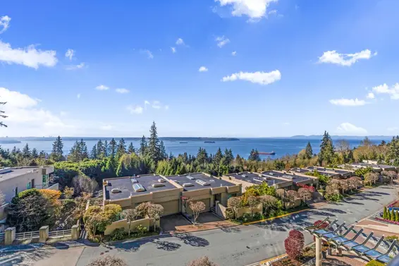 403 3131 Deer Ridge Drive, West Vancouver For Sale - image 3