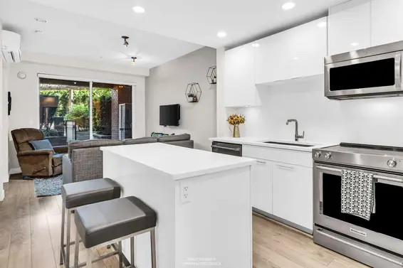 117 723 West 3rd Street, North Vancouver For Sale - image 3
