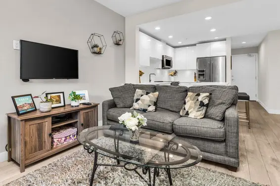117 723 West 3rd Street, North Vancouver For Sale - image 5