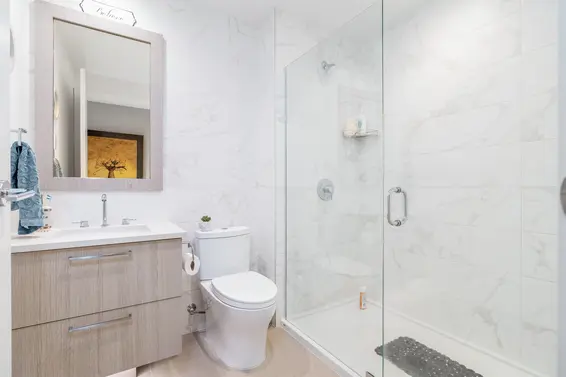 201 707 East 3rd Street, North Vancouver For Sale - image 11