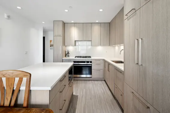 201 707 East 3rd Street, North Vancouver For Sale - image 17