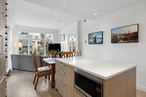 201 707 East 3rd Street, North Vancouver For Sale - image 19