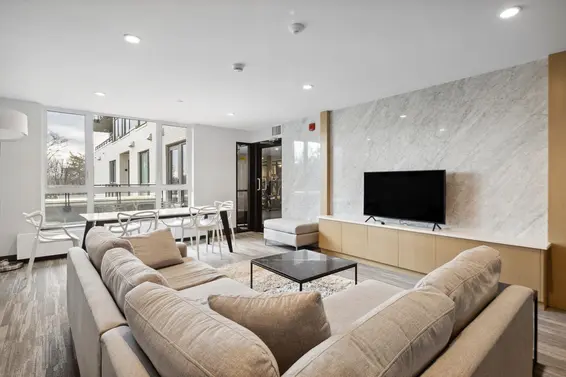 201 707 East 3rd Street, North Vancouver For Sale - image 29