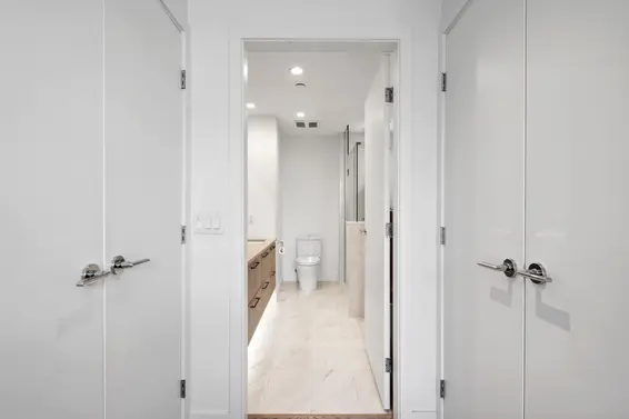 201 707 East 3rd Street, North Vancouver For Sale - image 8