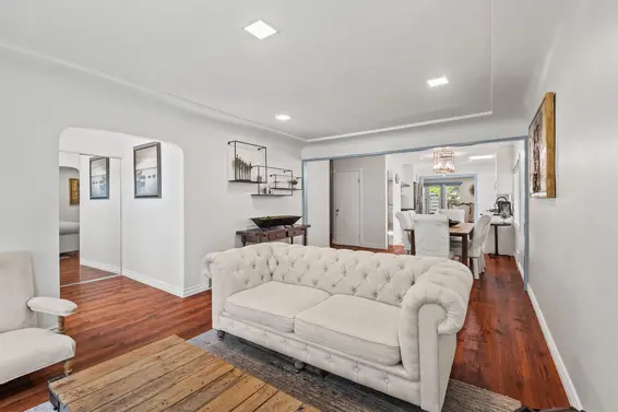 2808 Eastern Avenue, North Vancouver For Sale - image 3