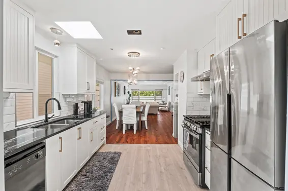 2808 Eastern Avenue, North Vancouver For Sale - image 7