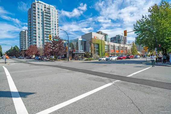 509 135 East 17Th Street, North Vancouver