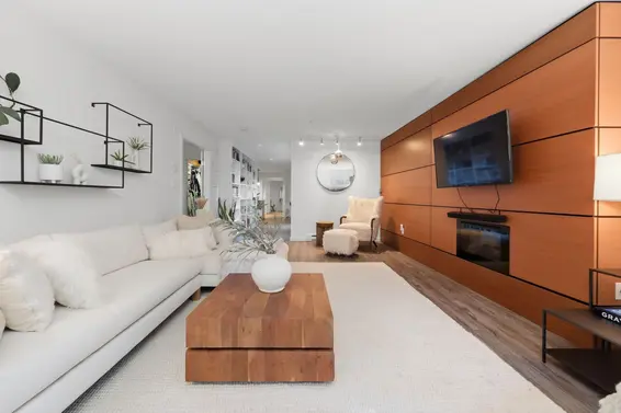 105 2832 Capilano Road, North Vancouver