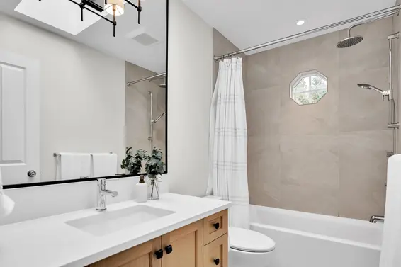 1439 Harold Road, North Vancouver For Sale - image 28
