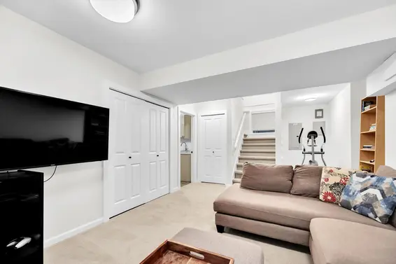 1439 Harold Road, North Vancouver For Sale - image 29