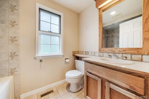 1226 Seymour Boulevard, North Vancouver For Sale - image 30