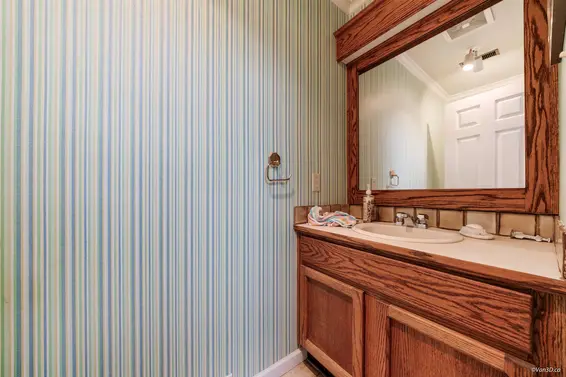 1226 Seymour Boulevard, North Vancouver For Sale - image 31