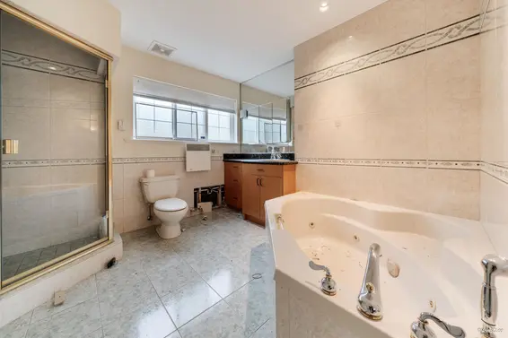 1226 Seymour Boulevard, North Vancouver For Sale - image 38