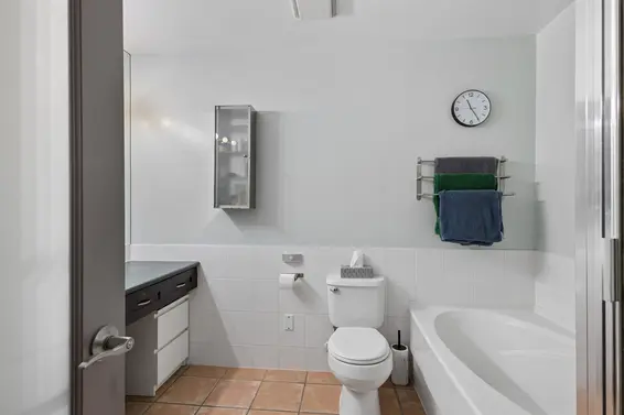 302 131 West 3rd Street, North Vancouver For Sale - image 11