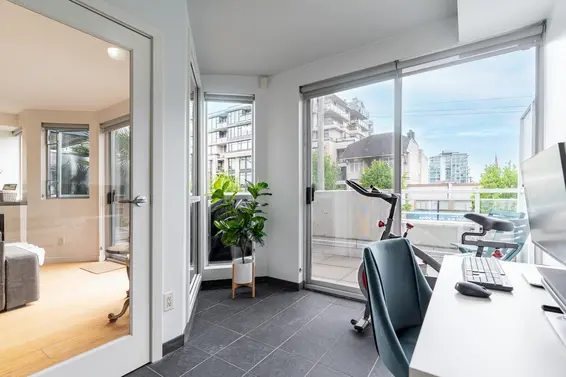 203 122 East 3rd Street, North Vancouver For Sale - image 13