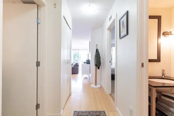 203 122 East 3rd Street, North Vancouver For Sale - image 17