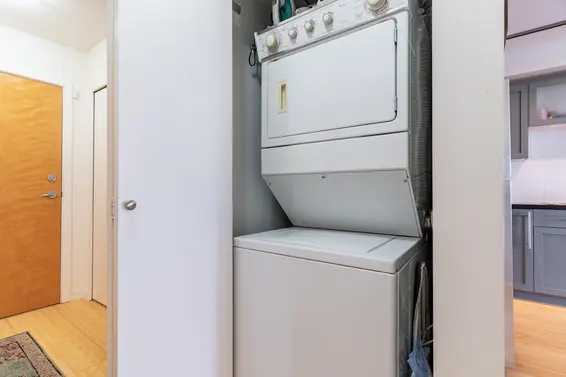 203 122 East 3rd Street, North Vancouver For Sale - image 25