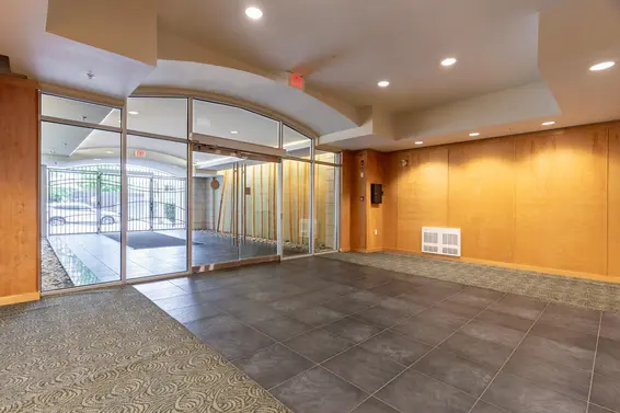203 122 East 3rd Street, North Vancouver For Sale - image 30