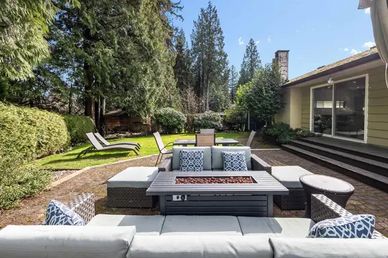 3950 Trenton Place, North Vancouver For Sale - image 37