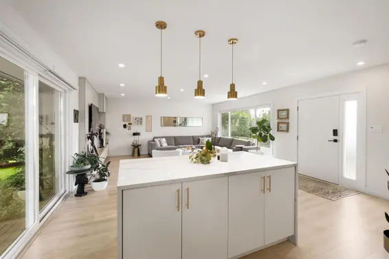 3950 Trenton Place, North Vancouver For Sale - image 6