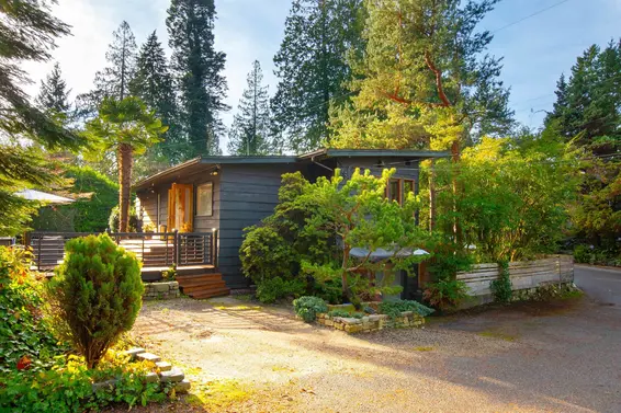 5744 Telegraph Trail, West Vancouver