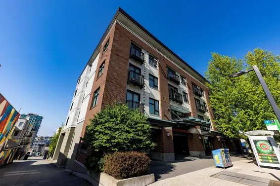 514 111 East 3rd Street, North Vancouver For Sale - image 2