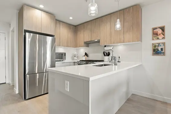 311 108 East 8th Street, North Vancouver For Sale - image 3