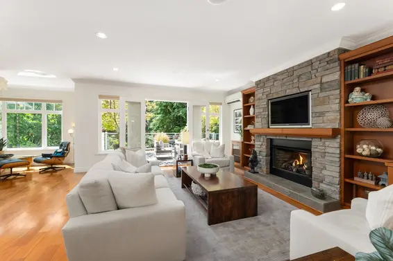 1122 Kilmer Road, North Vancouver For Sale - image 16