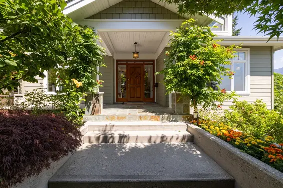 1122 Kilmer Road, North Vancouver For Sale - image 7