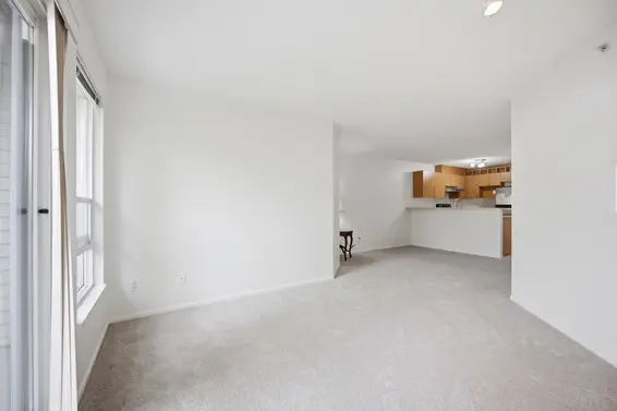 363 1100 East 29th Street, North Vancouver For Sale - image 4