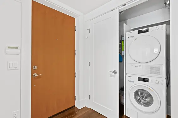 9 1891 Marine Drive, West Vancouver For Sale - image 25