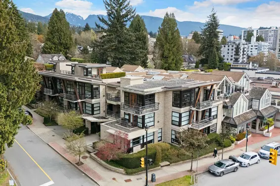 9 1891 Marine Drive, West Vancouver For Sale - image 34