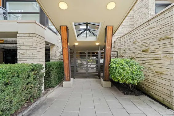 9 1891 Marine Drive, West Vancouver For Sale - image 39