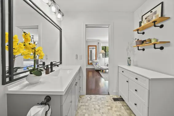49 1910 Cedar Village Crescent, North Vancouver For Sale - image 21