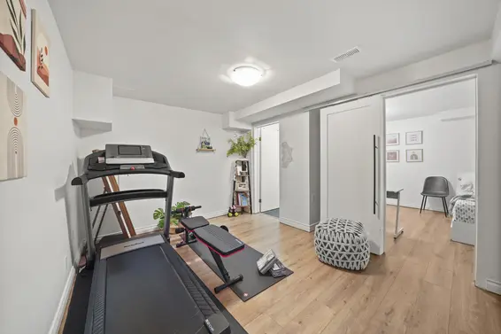 49 1910 Cedar Village Crescent, North Vancouver For Sale - image 30