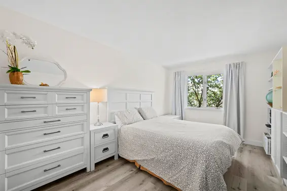 204 1528 Bowser Avenue, North Vancouver For Sale - image 10