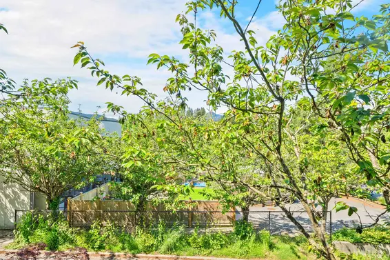 204 1528 Bowser Avenue, North Vancouver For Sale - image 23