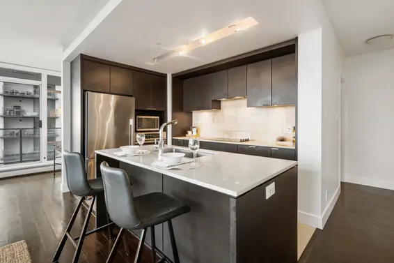 906 158 West 13th Street, North Vancouver For Sale - image 9