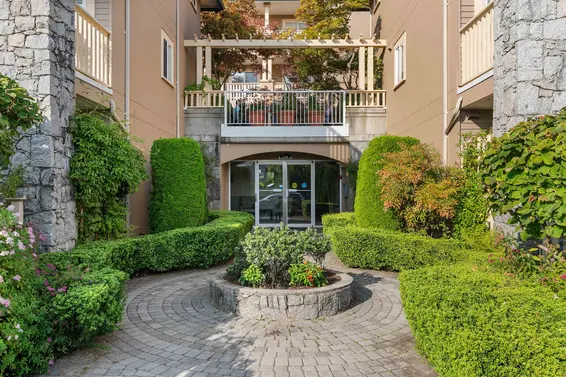 312 288 East 6th Street, North Vancouver For Sale - image 3