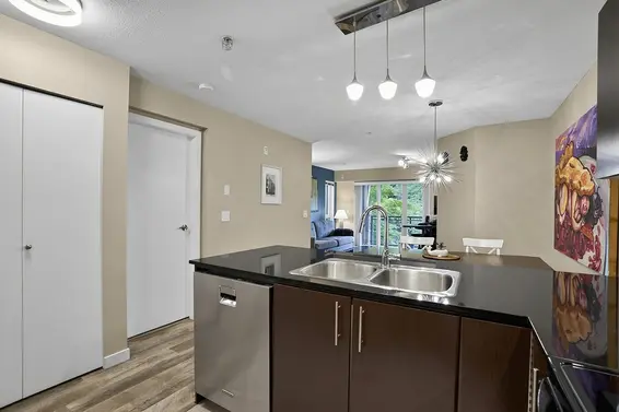 332 1633 Mackay Avenue, North Vancouver For Sale - image 12