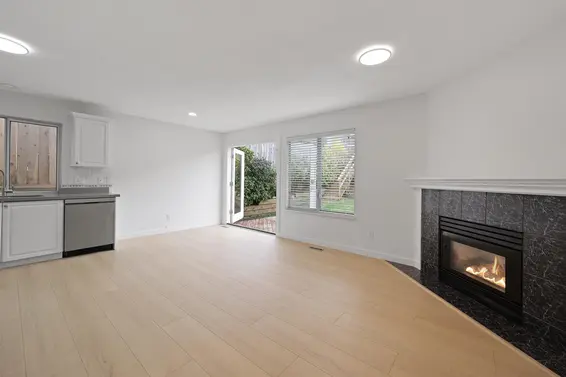 318 East 6th Street, North Vancouver For Sale - image 11